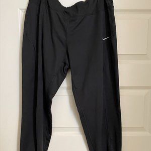 NIKE Dri-Fit Joggers XL